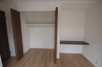 【収納】 | 【仲介手数料無料！！】稲城市東長沼　新築戸建て（全7棟）1号棟　5680万円 | カウンタ―とクローゼット