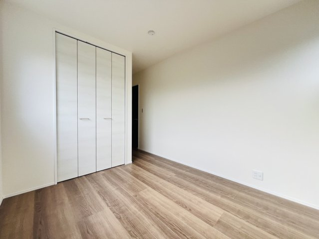 阿久比町大字阿久比字北海道54-1『仲介手数料無料』新築戸建ての洋室