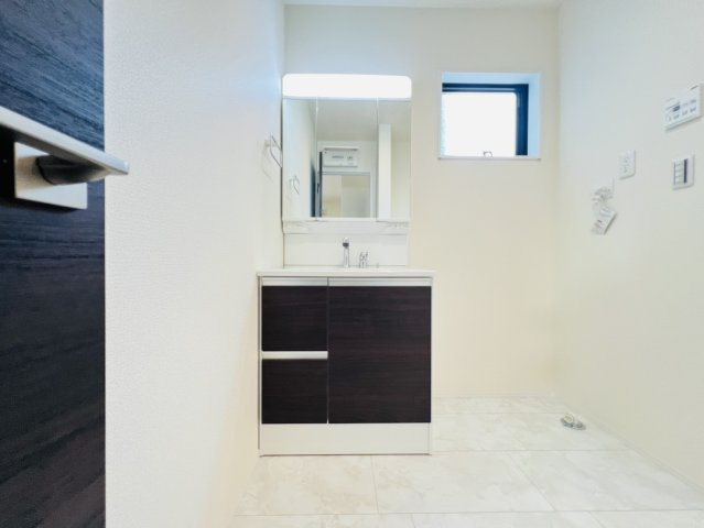 阿久比町大字阿久比字北海道54-1『仲介手数料無料』新築戸建ての独立洗面台