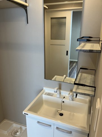 New　port　villaの洗面所