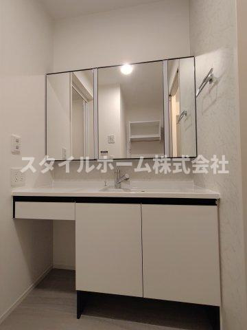 ペルレKの独立洗面台
