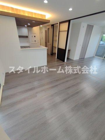 ペルレKの居間・リビング