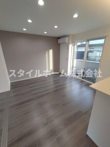 ペルレKの居間・リビング