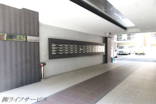 【エントランス】 | ニュー大阪ハイツ（宮原５丁目） | エントランス