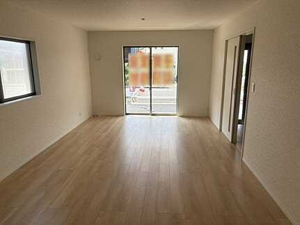 三原市本郷南3丁目　新築一戸建て(全5棟)の居間・リビング