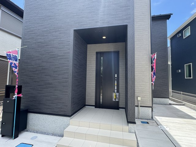 柏市常盤台新築戸建【柏第八小学校：10分】のエントランス|エントランス・玄関ポーチ