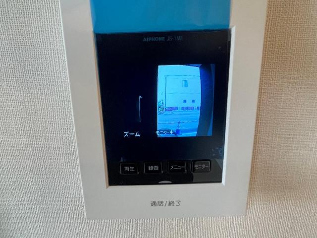 ブルースカイのセキュリティ|カメラ付インターホン（イメージ）