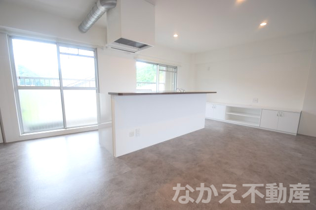 【居間・リビング】 | こちらのリビングで趣味の時間をお楽しみください