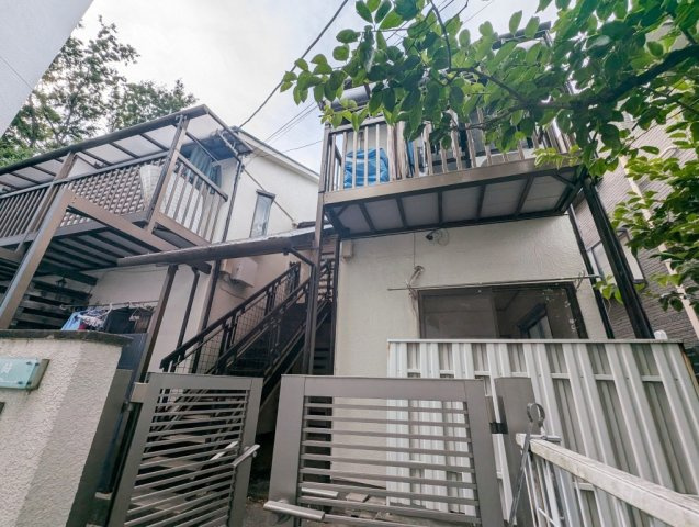 さいたま市桜区西堀８丁目のアパートの外観