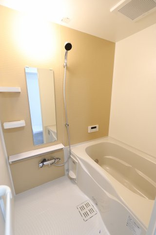 伊藤ハイツ　５０１号室の浴室|ゆったり過ごせるお風呂です