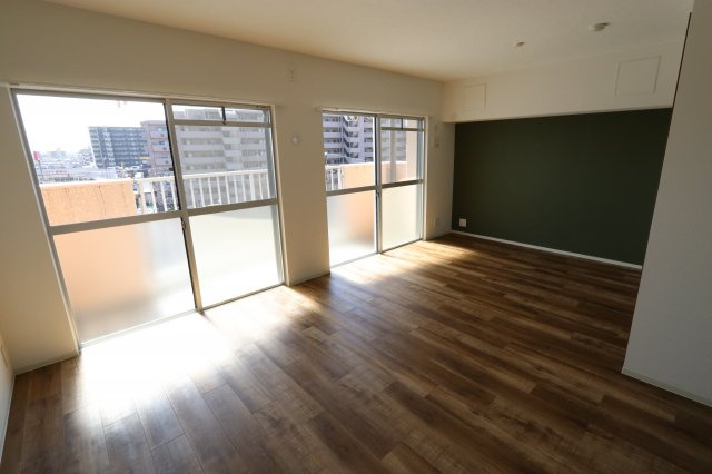 伊藤ハイツ　５０１号室の居間・リビング|リビングです