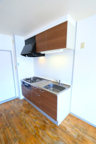 シェモア明正のキッチン|コンパクトなキッチンで掃除もラクラク