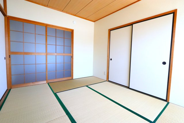 シェモア明正の和室|6帖南和室になります