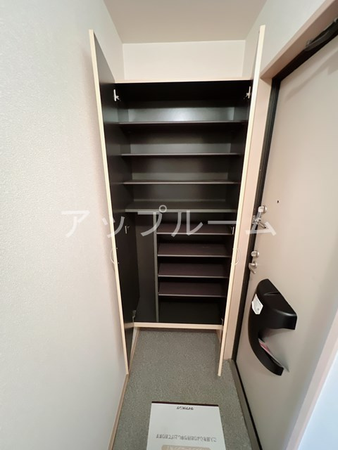 ウィルモア２１Ｃの玄関