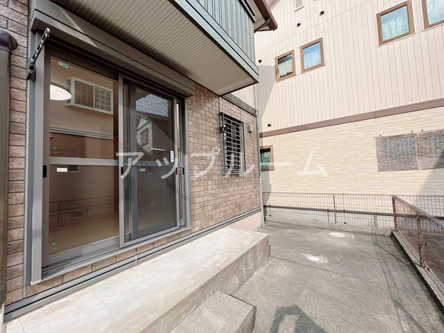 ウィルモア２１Ｃの駐車場