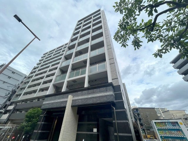 エスリード新大阪グランファーストの外観