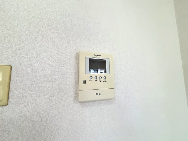 安心のモニター付きインターホン★