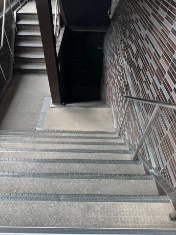 【玄関】 | ライオンビル三宮館