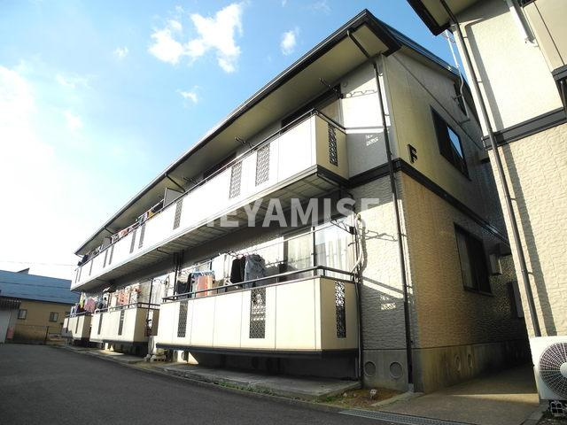 ロイヤルガーデン仲沖Fの外観