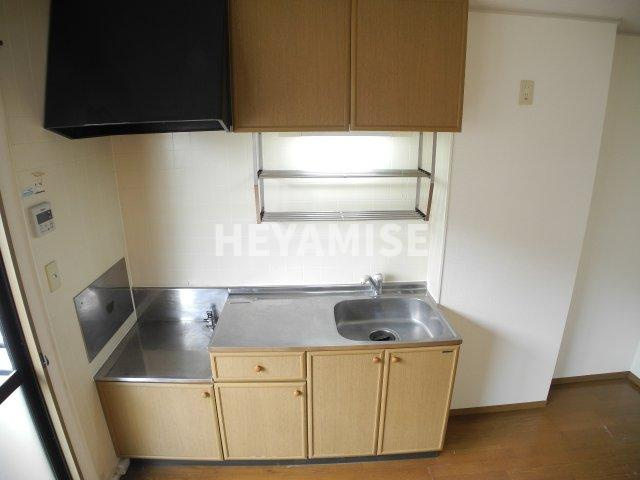 ロイヤルガーデン仲沖Fのキッチン
