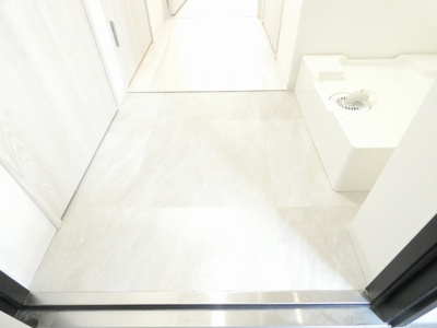 【玄関】 | ルネフラッツ庄内通駅前