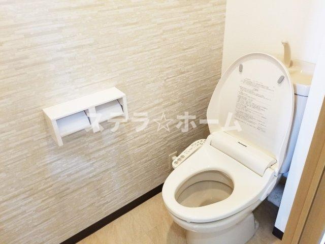 加島駅前アーバンコンフォートのトイレ|ゆったりとした空間のトイレです