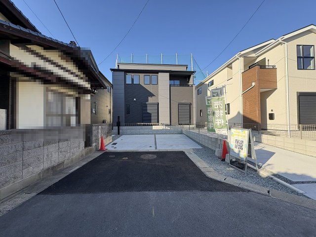 【その他】 | 福岡市早良区有田5丁目1期　1号棟（全3棟）【仲介手数料無料・0円】 | 現地写真。前面道路です。