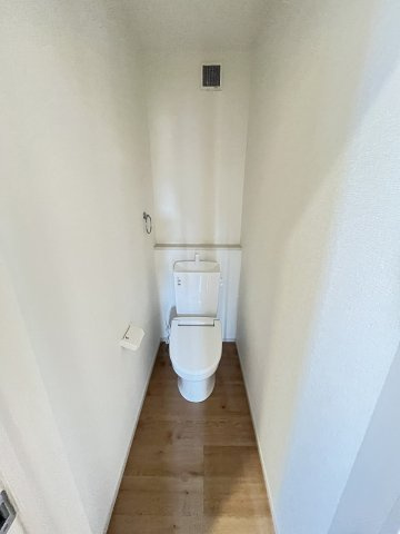 【トイレ】 | 福岡市早良区有田5丁目1期　1号棟（全3棟）【仲介手数料無料・0円】 | 現地写真。