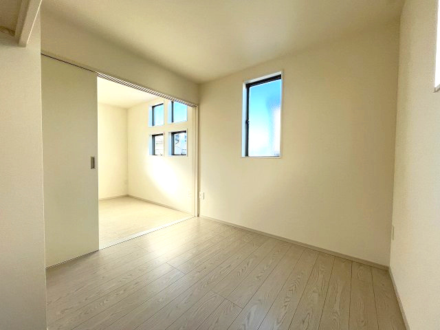 【子供部屋】 | 福岡市早良区干隈5丁目1期　3号棟（全3棟）【仲介手数料無料・0円】 | 現地写真。