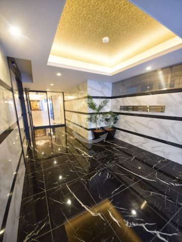 アマデウス北堀江　堀江小学校区のロビー|アマデウス北堀江　ロビー