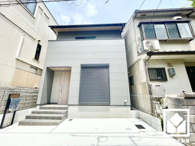伏見区深草直違橋片町の駐車場