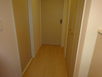 【内装】 | サンモール当新田 | 廊下