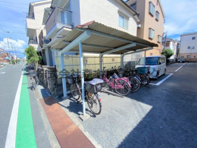 【その他共用部分】 | 　にしまちハイツ | 駐輪場です