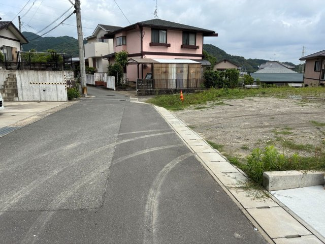 【前面道路含む現地写真】 | 【NEXT-STEP HOME】＼＼残り2区画／／◆ネクスタウン山田YUTAKA◆10号地 | ◆10号地・前面道路◆現地2026年6月撮影◆