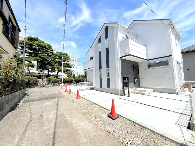 昭島市緑町2　新築分譲　全2棟の前面道路含む現地写真