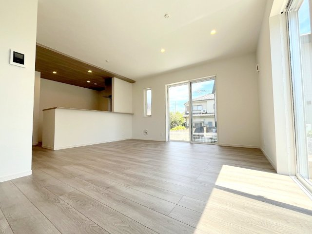 昭島市緑町2　新築分譲　全2棟の居間・リビング