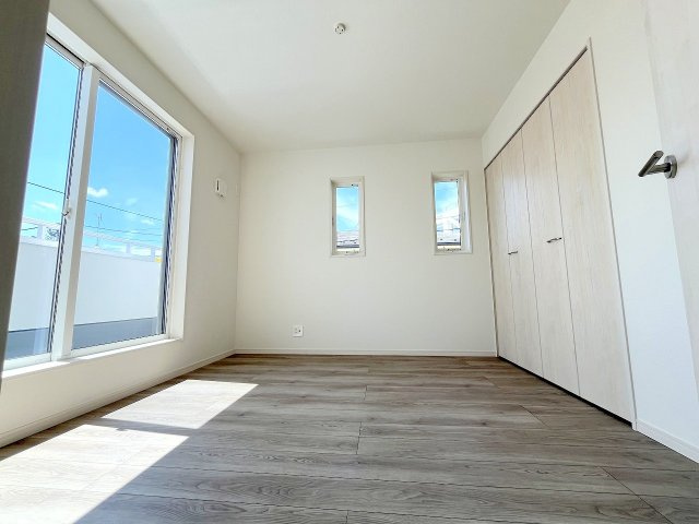 昭島市緑町2　新築分譲　全2棟の洋室