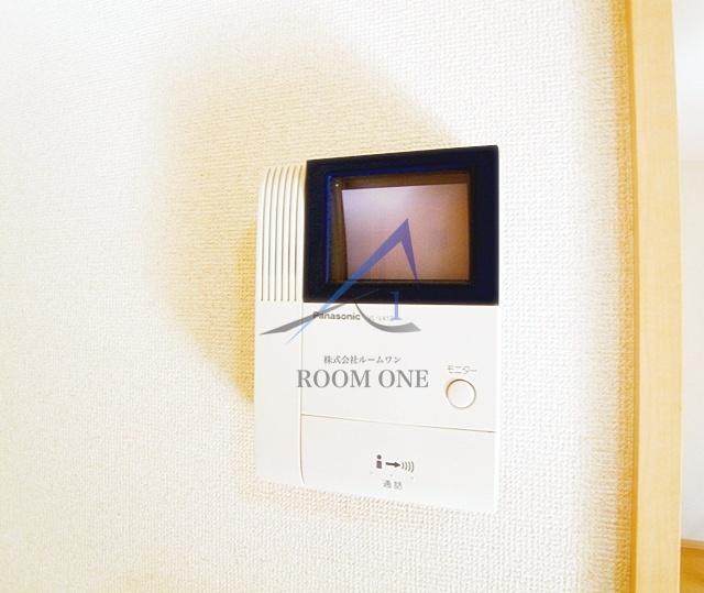 ルミエールセンジュのセキュリティ|モニター付きインターホンです。