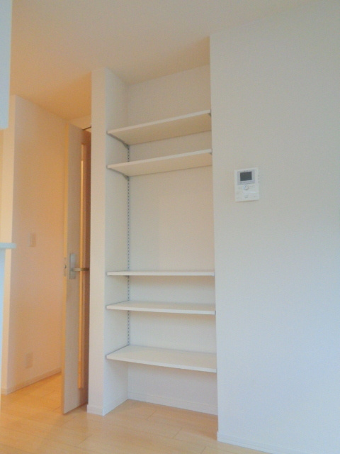 ウィステリア鵠沼の居間・リビング