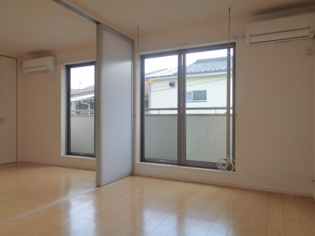 ウィステリア鵠沼の居間・リビング