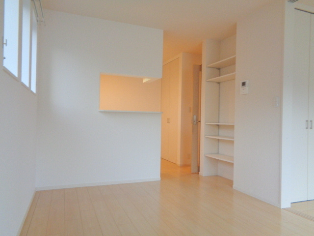 ウィステリア鵠沼の居間・リビング