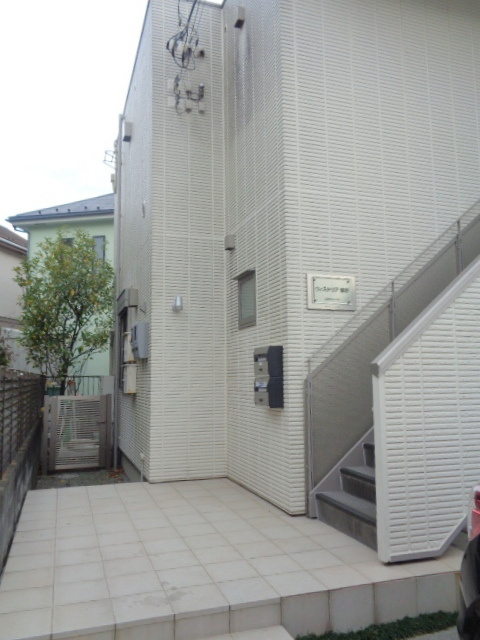 ウィステリア鵠沼のロビー