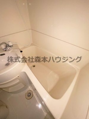【浴室】 | 　水野ビル | 日々の暮らしに欠かせないお風呂です
