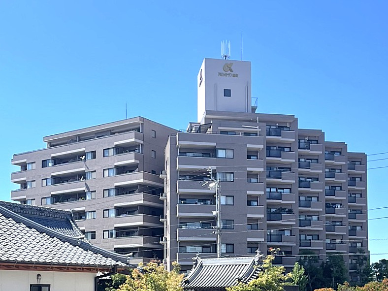 アルファガーデン錦町の外観|JR高松駅まで徒歩約11分、1階専用庭付き、プライベート空間が確保できるお部屋です！