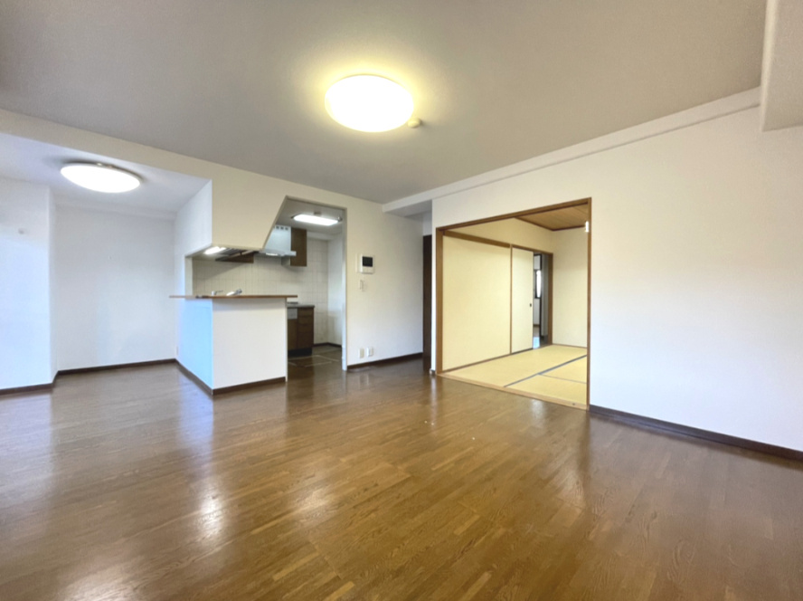 アルファガーデン錦町の居間・リビング|LDK約14.9帖