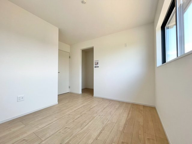 【洋室】 | 伊勢崎市太田町　新築２号棟