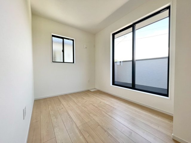 【洋室】 | 伊勢崎市太田町　新築２号棟