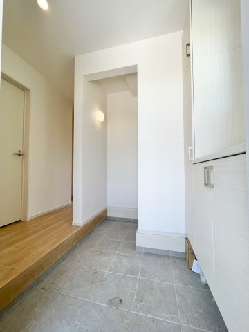 【玄関】 | 伊勢崎市太田町　新築２号棟