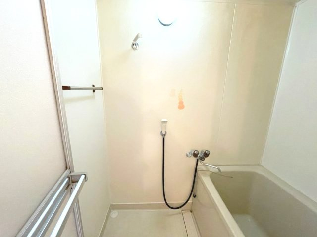 ベルメゾン高倉の浴室