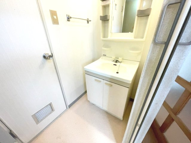 ベルメゾン高倉の洗面所